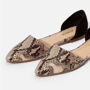 “So Classy” Slip-On Flat (Natural Snake and Black) | JustFab